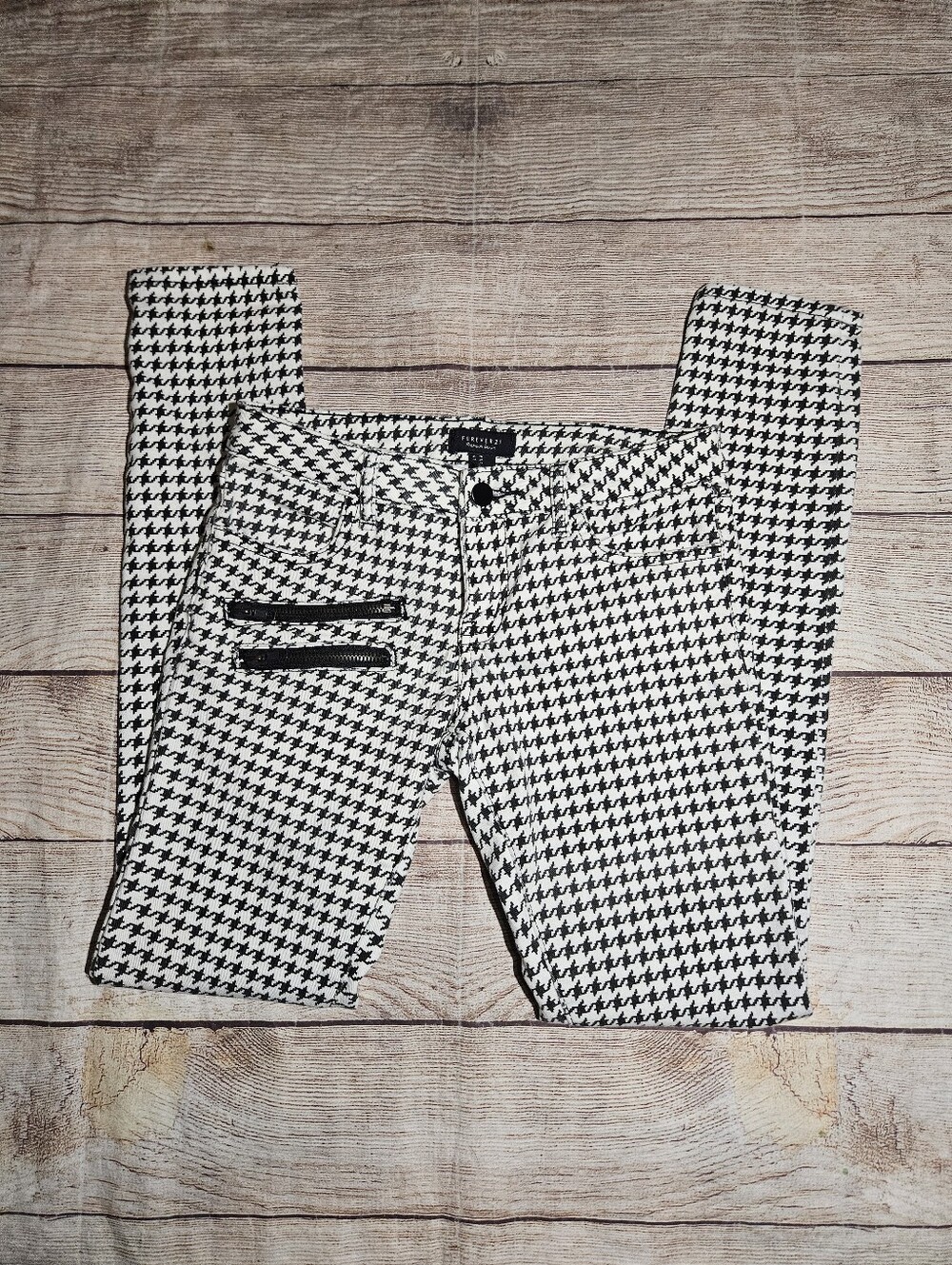 Forever 21 goth punk black and white checkered zipper skinny Jean's size 24